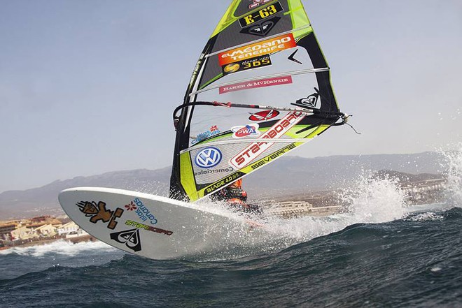 Iballa Moreno top turn - PWA Tenerife World Cup 2011 Day 3 ©  John Carter / PWA http://www.pwaworldtour.com